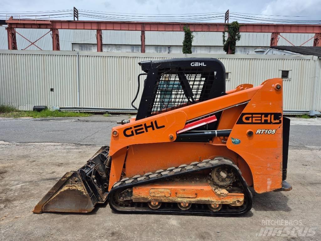Gehl RT 105 لوادر انزلاقية التوجيه