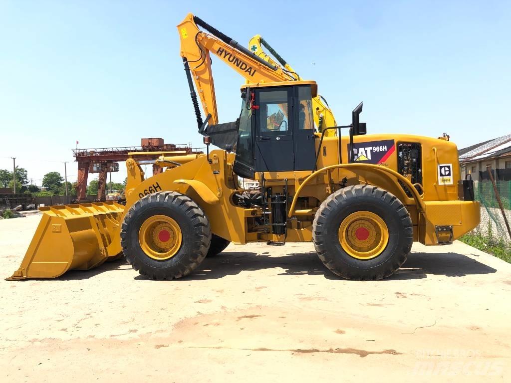 CAT 966H لوادر بعجل