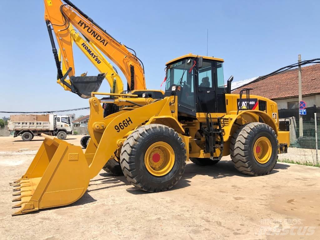 CAT 966H لوادر بعجل