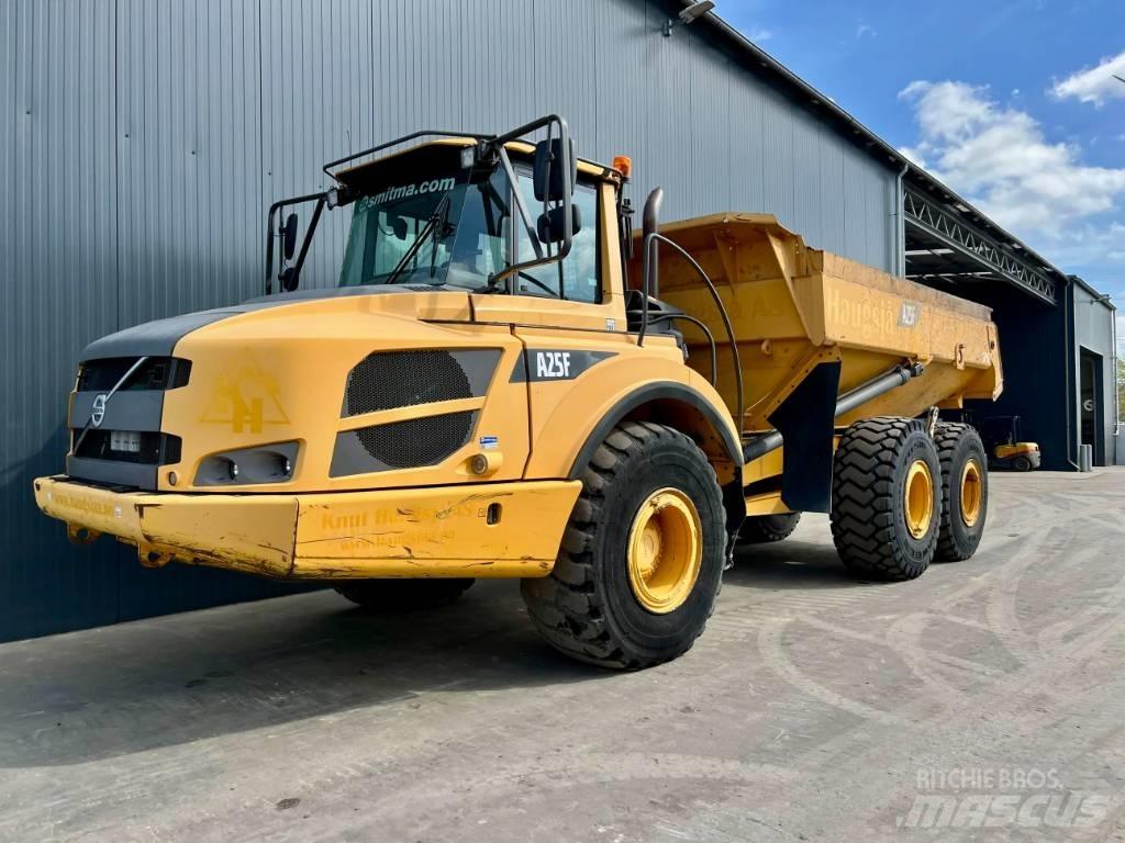 Volvo A25F ساحبات مفصلية