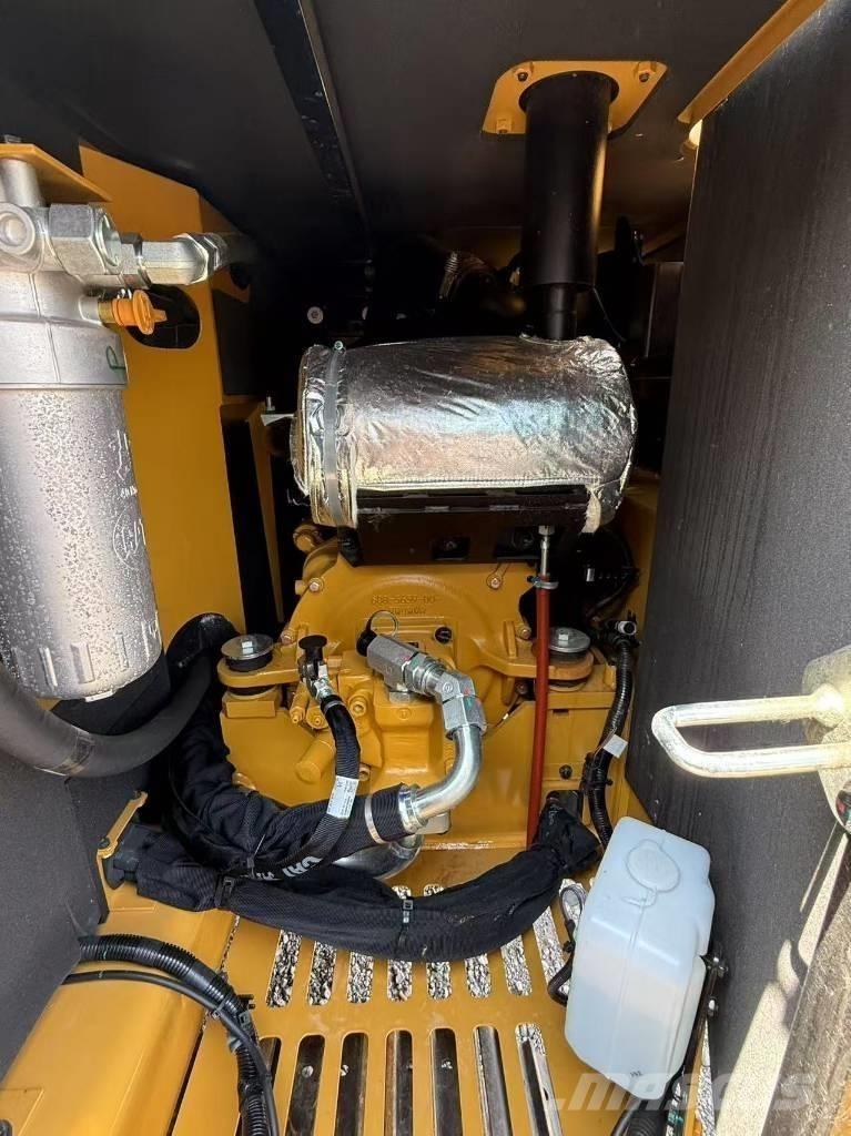 CAT 305.5 حفارات صغيرة أقل من 7 طن (حفارات صغيرة)