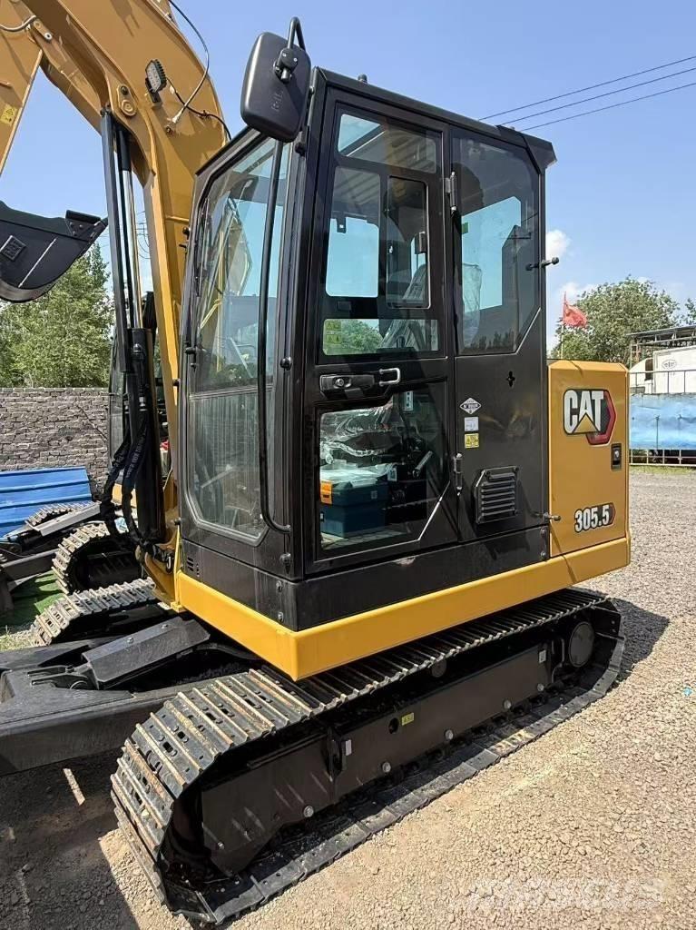 CAT 305.5 حفارات صغيرة أقل من 7 طن (حفارات صغيرة)