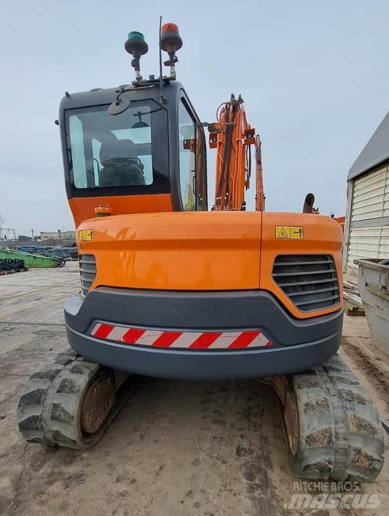 Doosan DX 85 R-3 حفارات وسط 7 طن - 12 طن