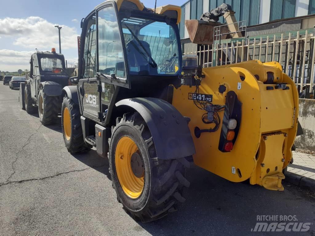 JCB 541-70 معدات مناولة لأغراض الزراعة