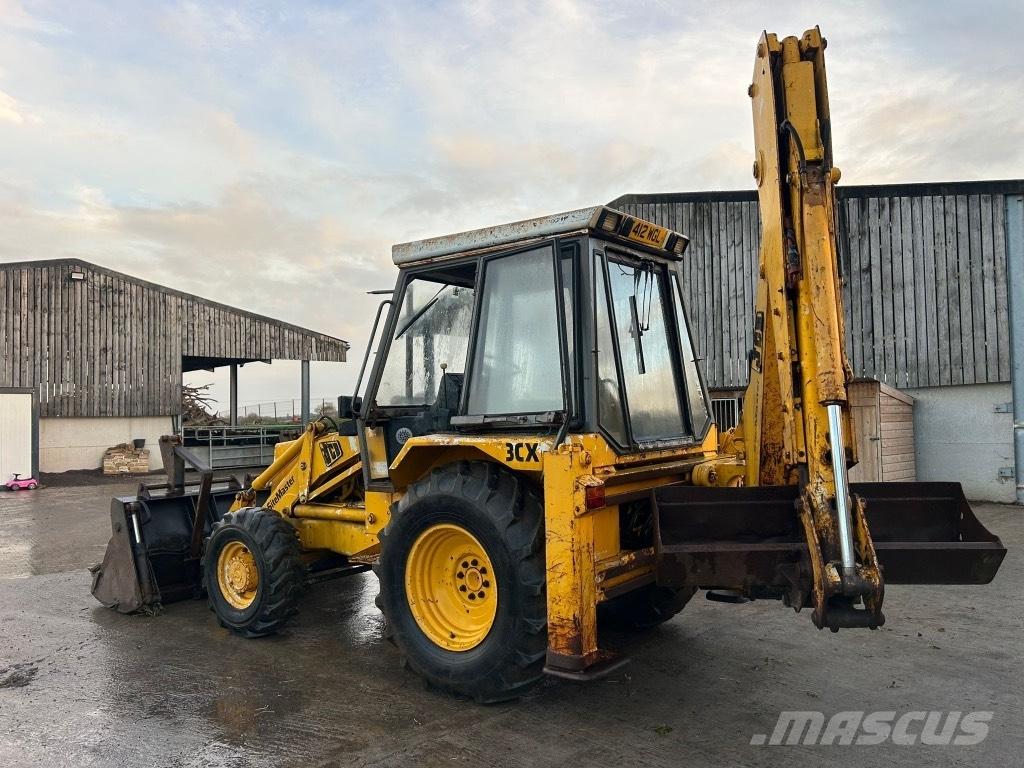 JCB 3 CX لوادر ذات جرافات عكسية
