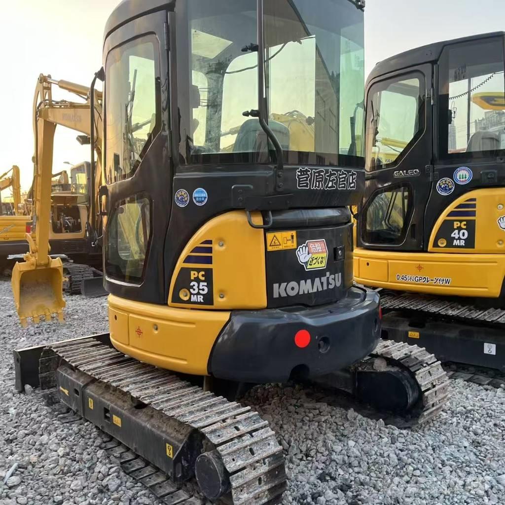 Komatsu PC 35 MR حفارات صغيرة أقل من 7 طن (حفارات صغيرة)