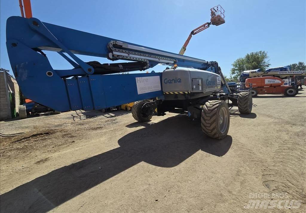 Genie ZX 135/70 رافعات سلة مفصلية