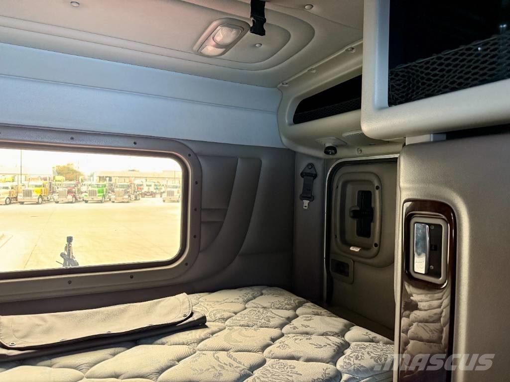 Peterbilt 389 وحدات الجر