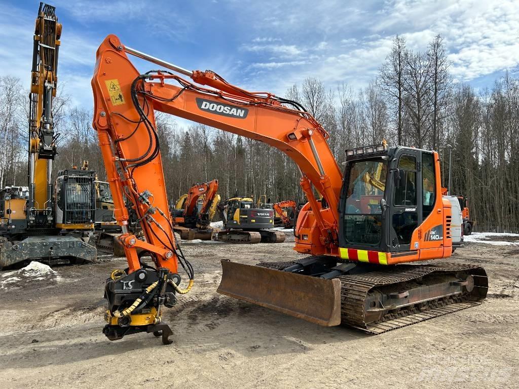 Doosan DX 140 LCR-3 حفارات زحافة