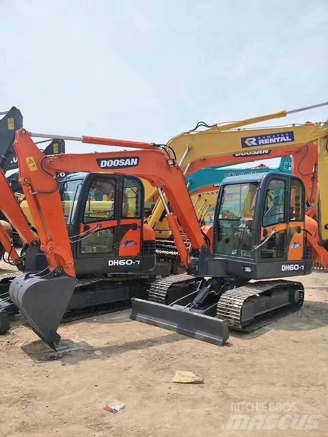 Doosan DH 60 حفارات صغيرة أقل من 7 طن (حفارات صغيرة)