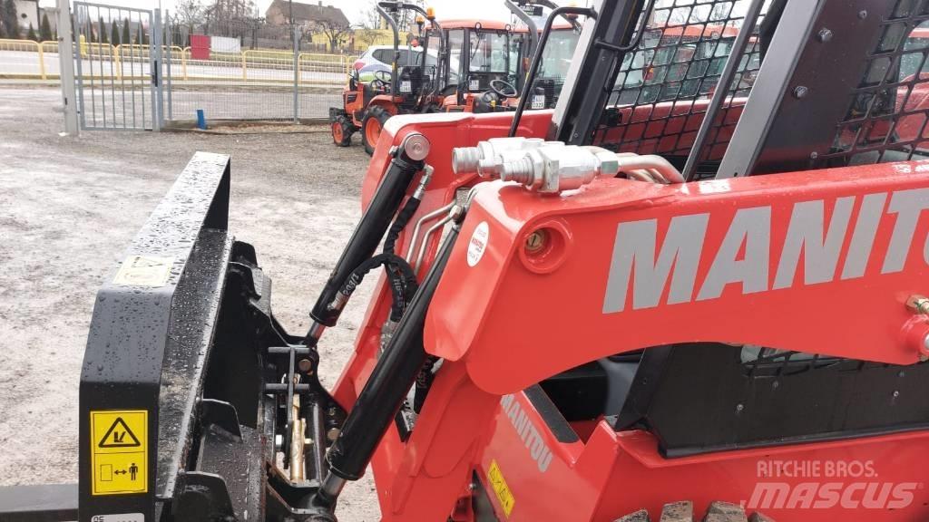 Manitou 1350 R لوادر انزلاقية التوجيه