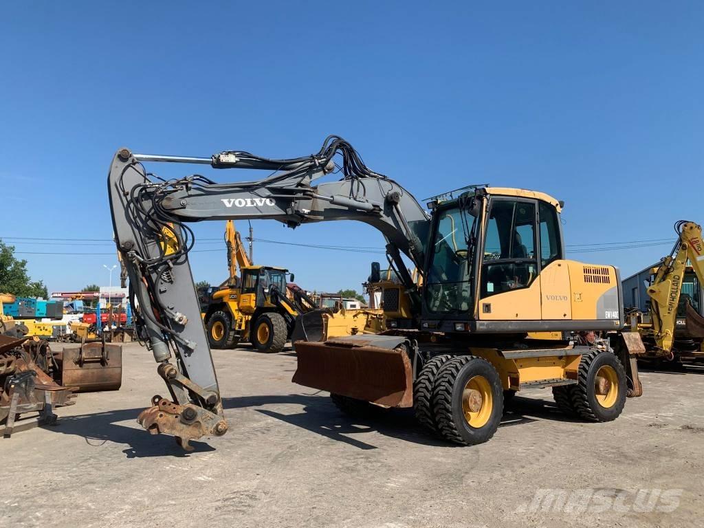 Volvo EW 140 C حفارات بعجل