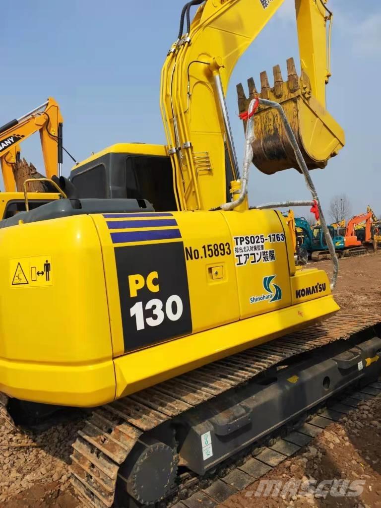 Komatsu PC 130 حفارات زحافة