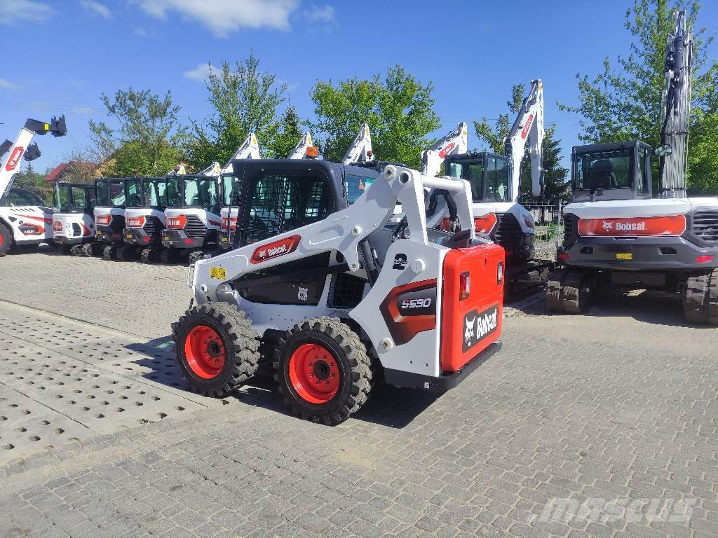 Bobcat S 590 لوادر انزلاقية التوجيه