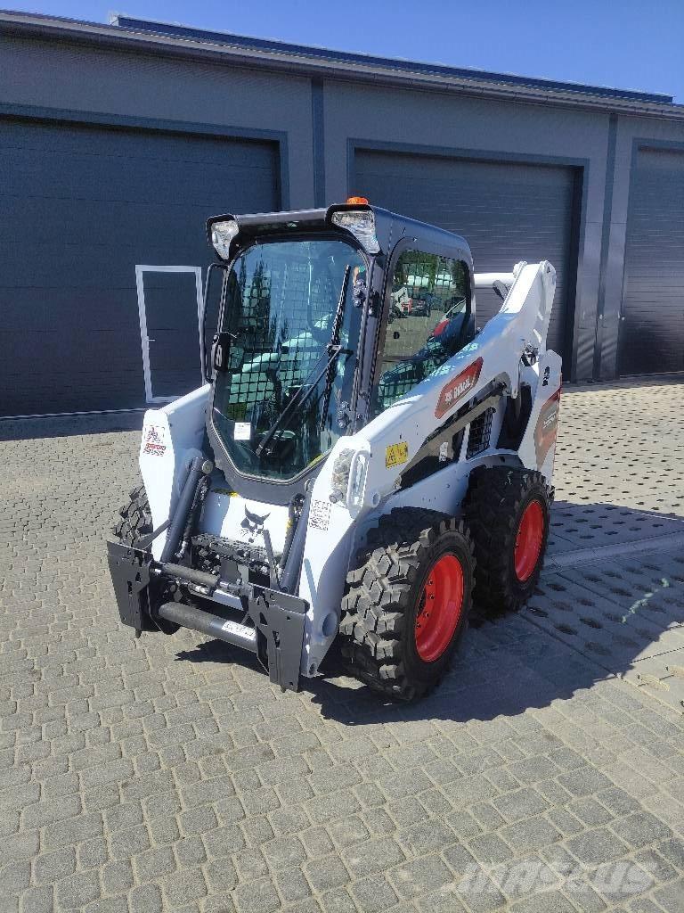 Bobcat S 590 لوادر انزلاقية التوجيه