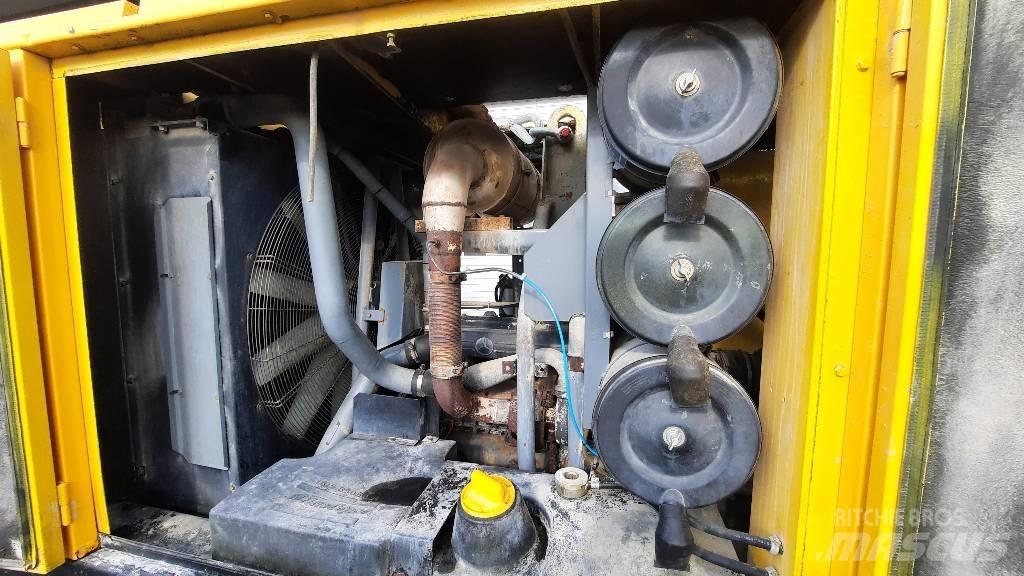 Atlas Copco XAHS 285 مكابس