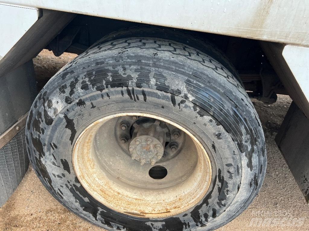 Ford F 750 XL مركبات الأغراض العامة