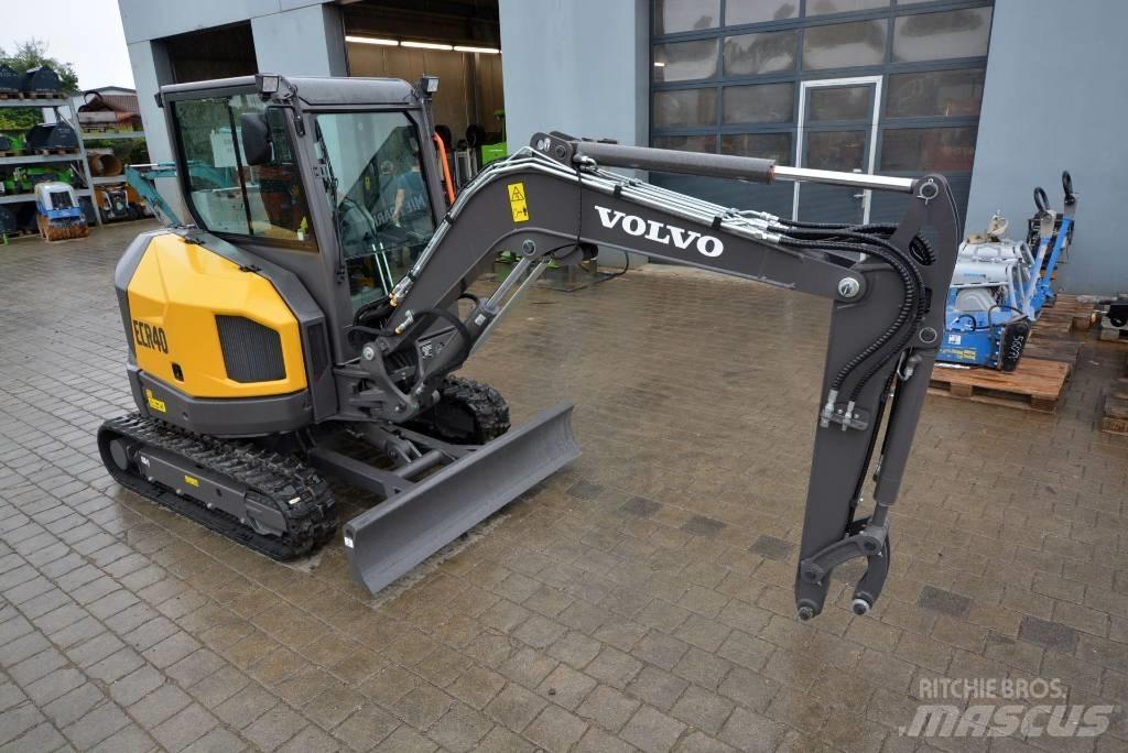 Volvo ECR 40 F حفارات صغيرة أقل من 7 طن (حفارات صغيرة)