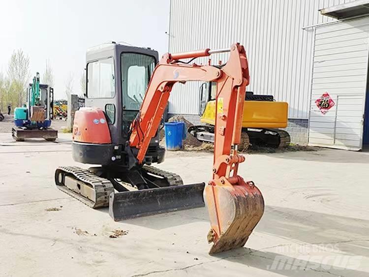 Hitachi ZX 30 حفارات صغيرة أقل من 7 طن (حفارات صغيرة)