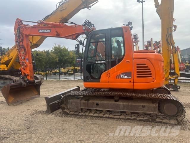 Doosan DX 140 LCR-3 حفارات زحافة