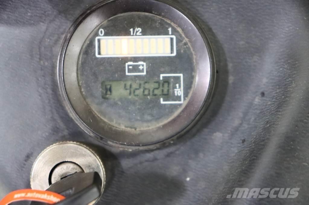 Hyster S1.4 ILAC معدات التكديس الجوالة