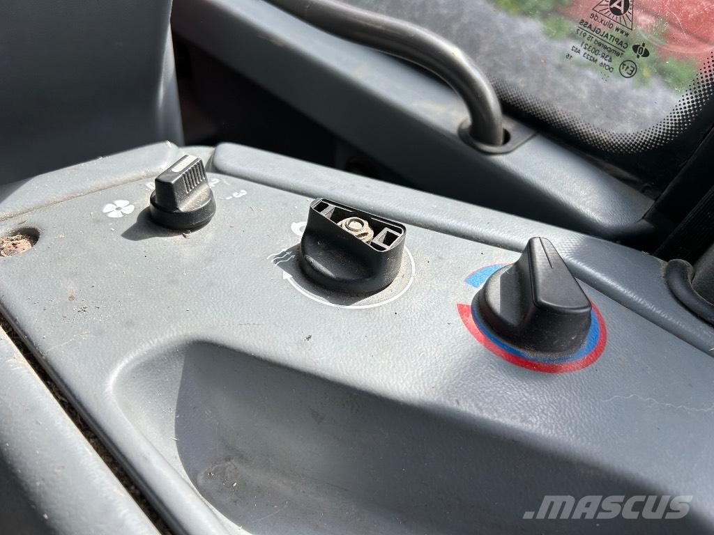Volvo L 35 B لوادر بعجل