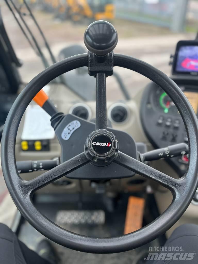 Case IH Farmlift 742 مناولات متداخلة