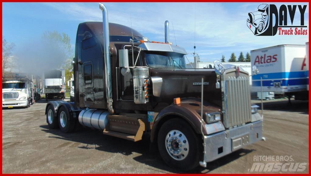 Kenworth W 900 وحدات الجر