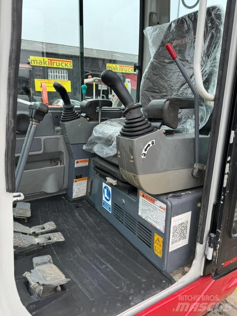 Takeuchi TB228 حفارات صغيرة أقل من 7 طن (حفارات صغيرة)