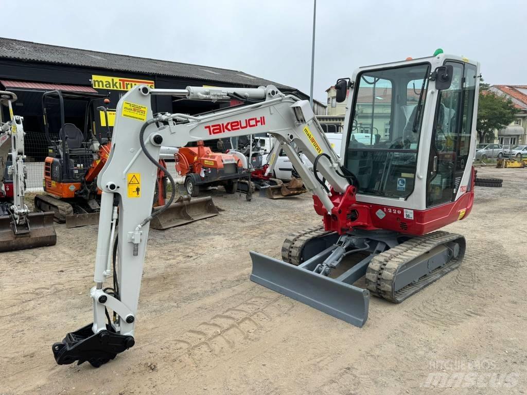 Takeuchi TB228 حفارات صغيرة أقل من 7 طن (حفارات صغيرة)