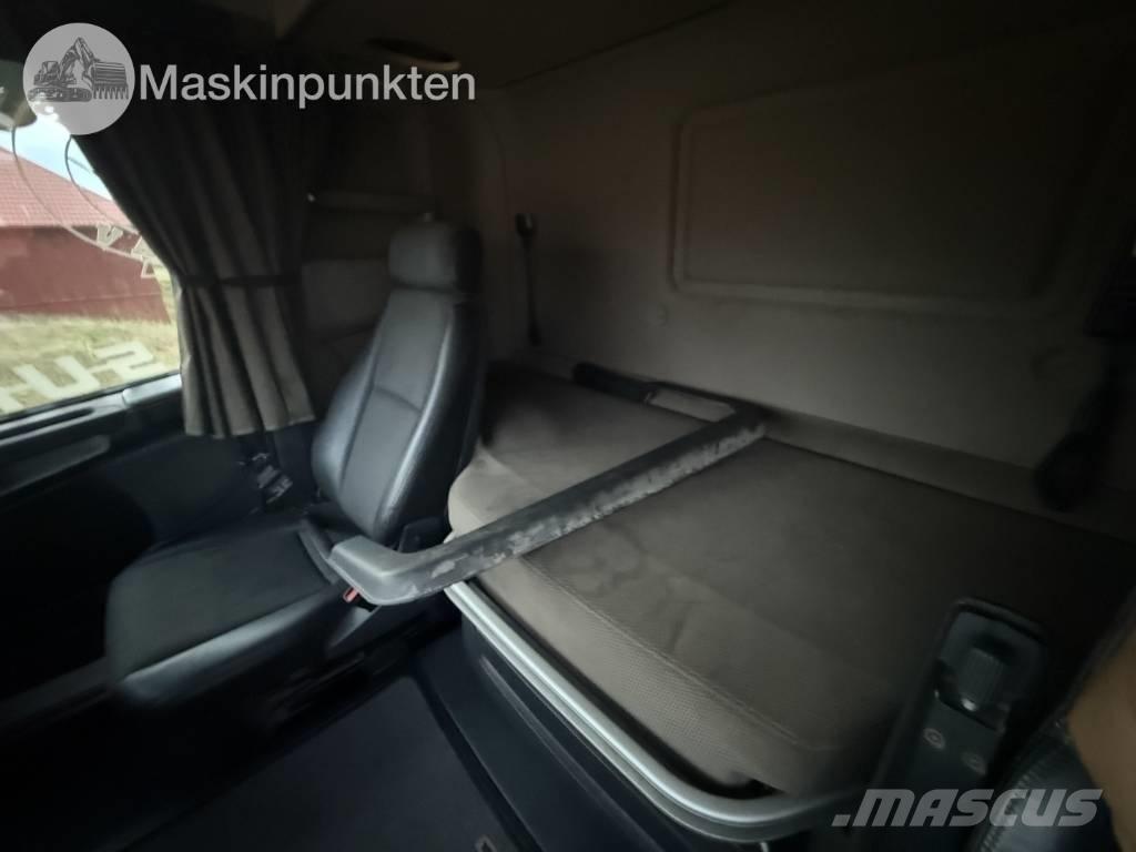 Scania R 580 شاحنات ذات هيكل صندوقي