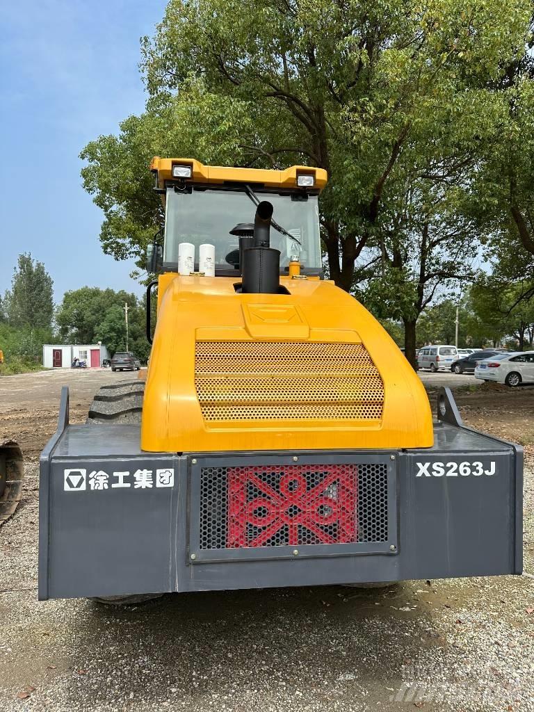 XCMG 263J مداحل أحادية الأسطوانة