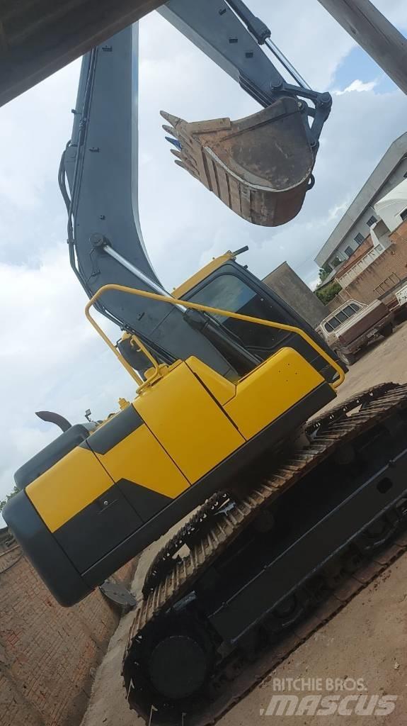 Volvo EC 140 B LC حفارات زحافة