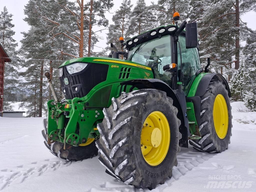 John Deere 6155 R الجرارات