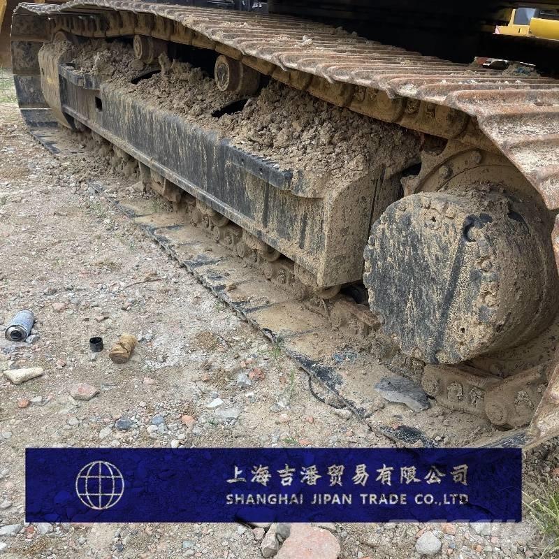 CAT 315 D حفارات وسط 7 طن - 12 طن