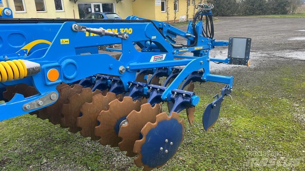 Farmet Triton 300 N المحراث الحفار
