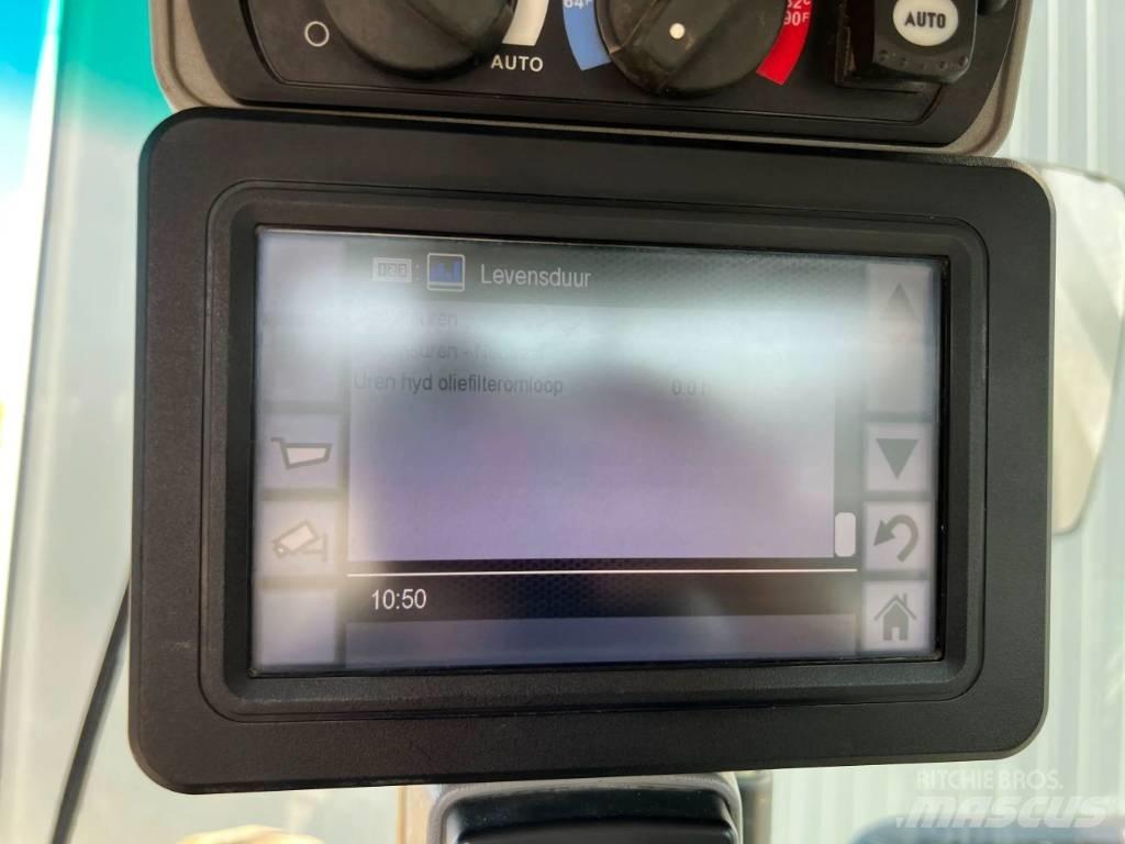 CAT 980M لوادر بعجل