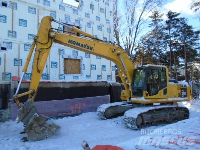 Komatsu PC 200 LC-8 حفارات زحافة