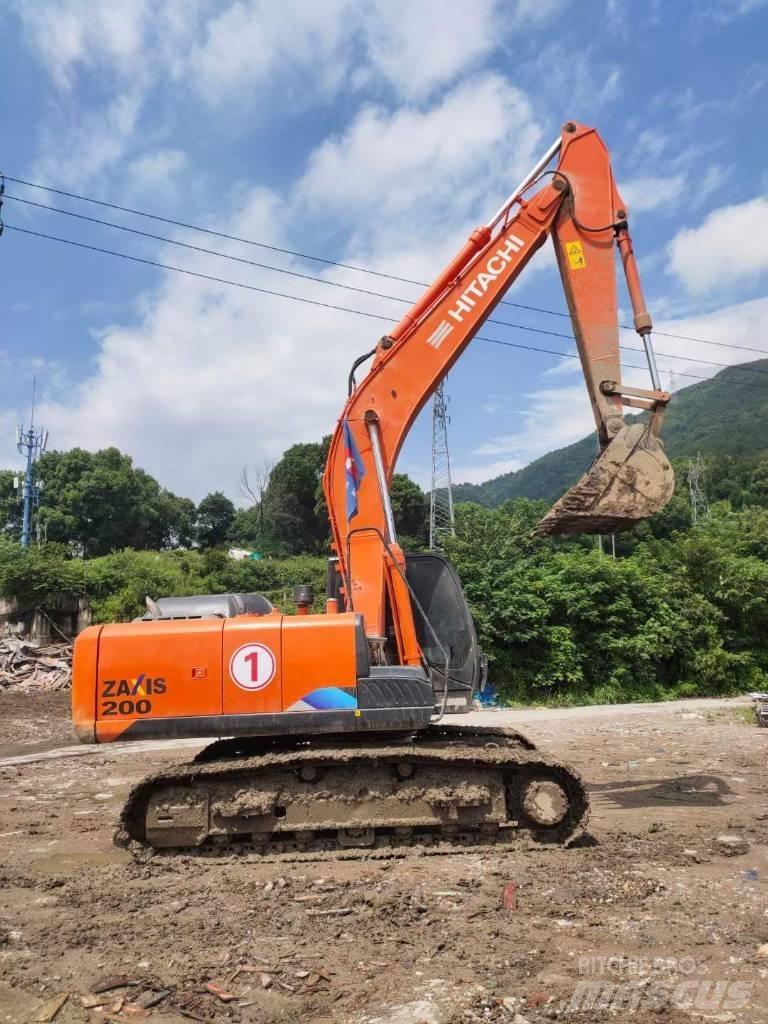 Hitachi EX 200-5 حفارات زحافة