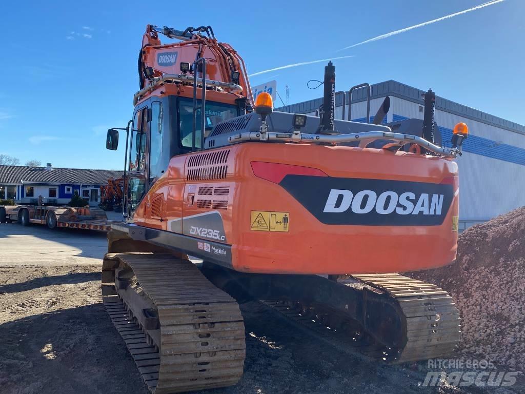 Doosan DX 235 LC-5 حفارات زحافة