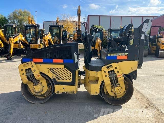 Bomag BW 100 AD-4 مداحل ثنائية الاسطوانة