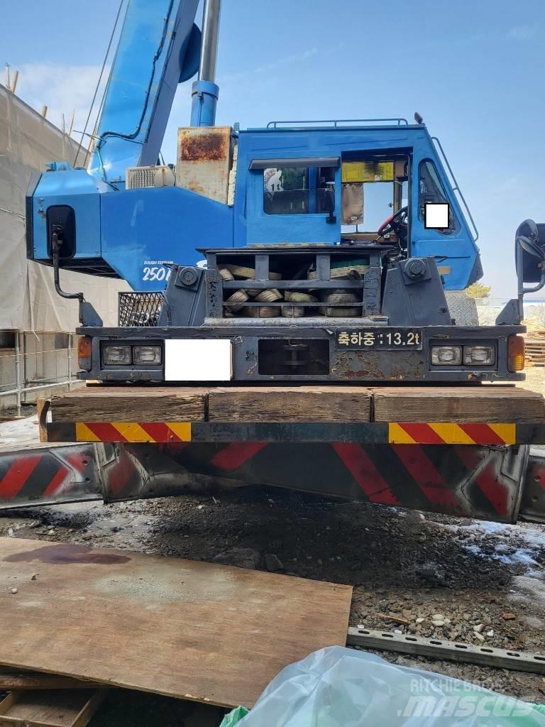 Tadano TR 250 M-5 رافعات الطرق الوعرة