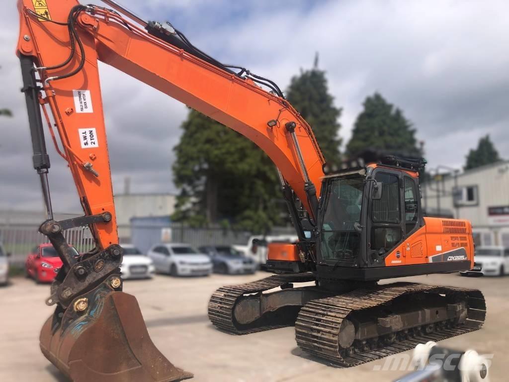 Doosan DX 225 LC-5 حفارات زحافة