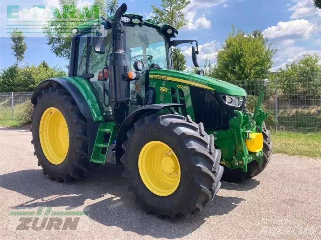 John Deere 6100m الجرارات