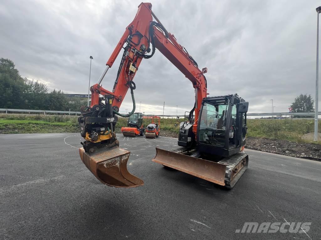 Hitachi ZX 85 US-6 حفارات وسط 7 طن - 12 طن