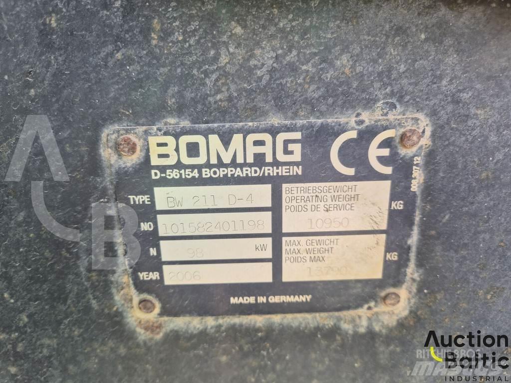 Bomag BW 211 D-4 مداحل أحادية الأسطوانة