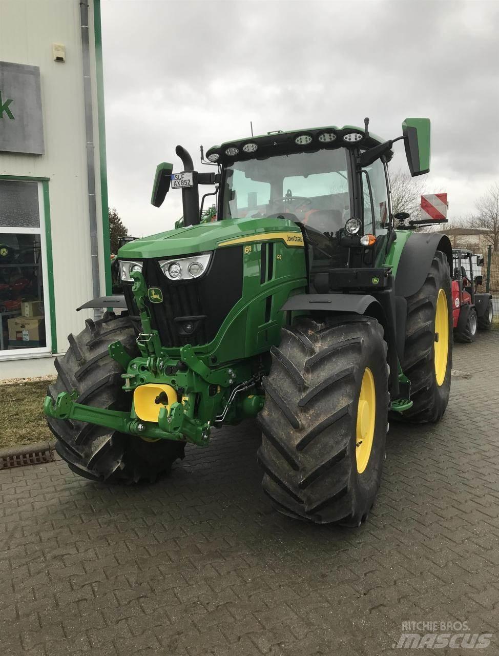 John Deere 6R 195 الجرارات