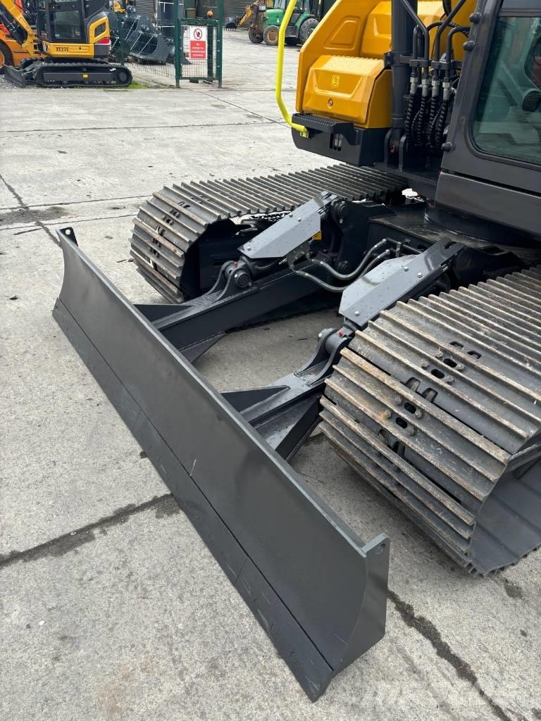 XCMG XE135E حفارات زحافة