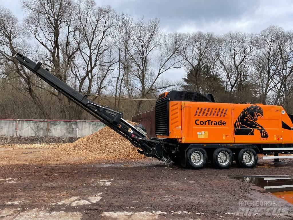 Doppstadt DH 910 ماكينات تقطيع أخشاب الحراجة
