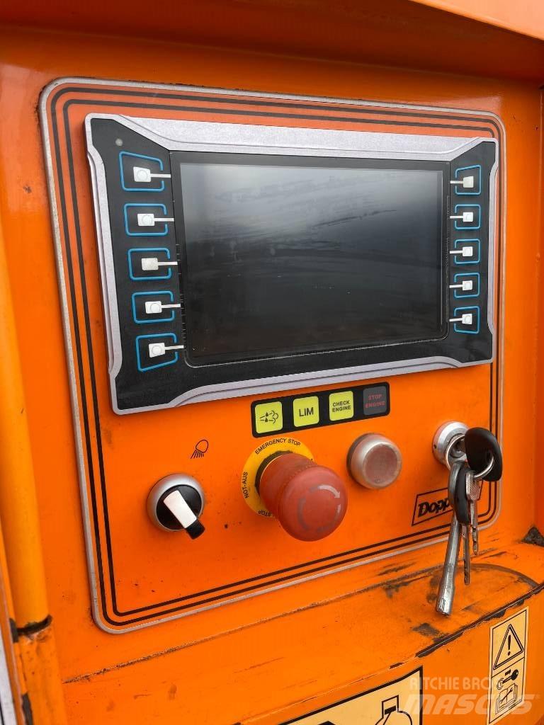 Doppstadt DH 910 ماكينات تقطيع أخشاب الحراجة